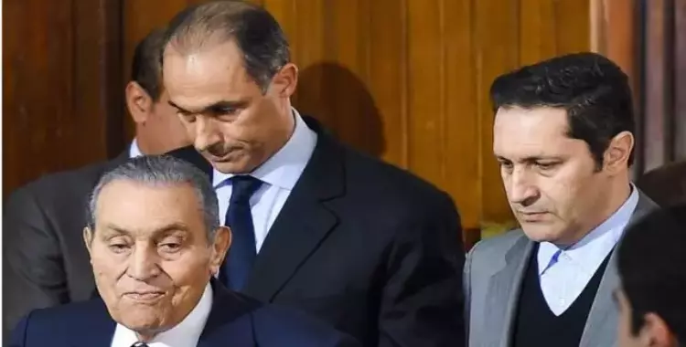 الكشف عن وصية مبارك لابنيه جمال وعلاء بشأن انتخابات الرئاسة