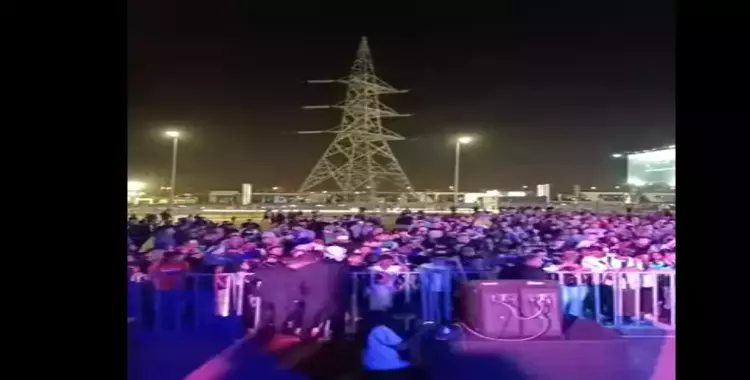 حفلة حمو بيكا في الشيخ زايد.. هل الجمهور لم يحضر بالفعل؟