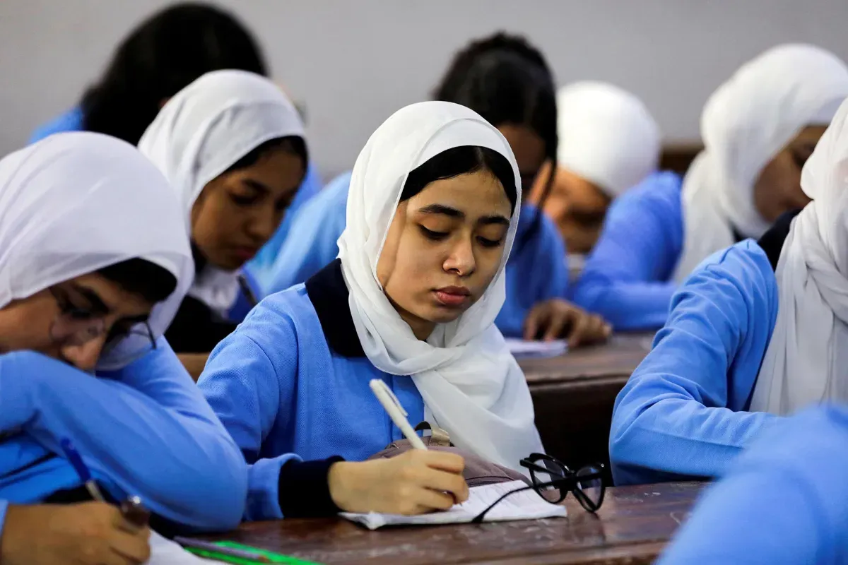 طلاب الصف الثالث بالبكالوريا.. إتاحة تغيير المسار بشرط دراسة مواد التخصص