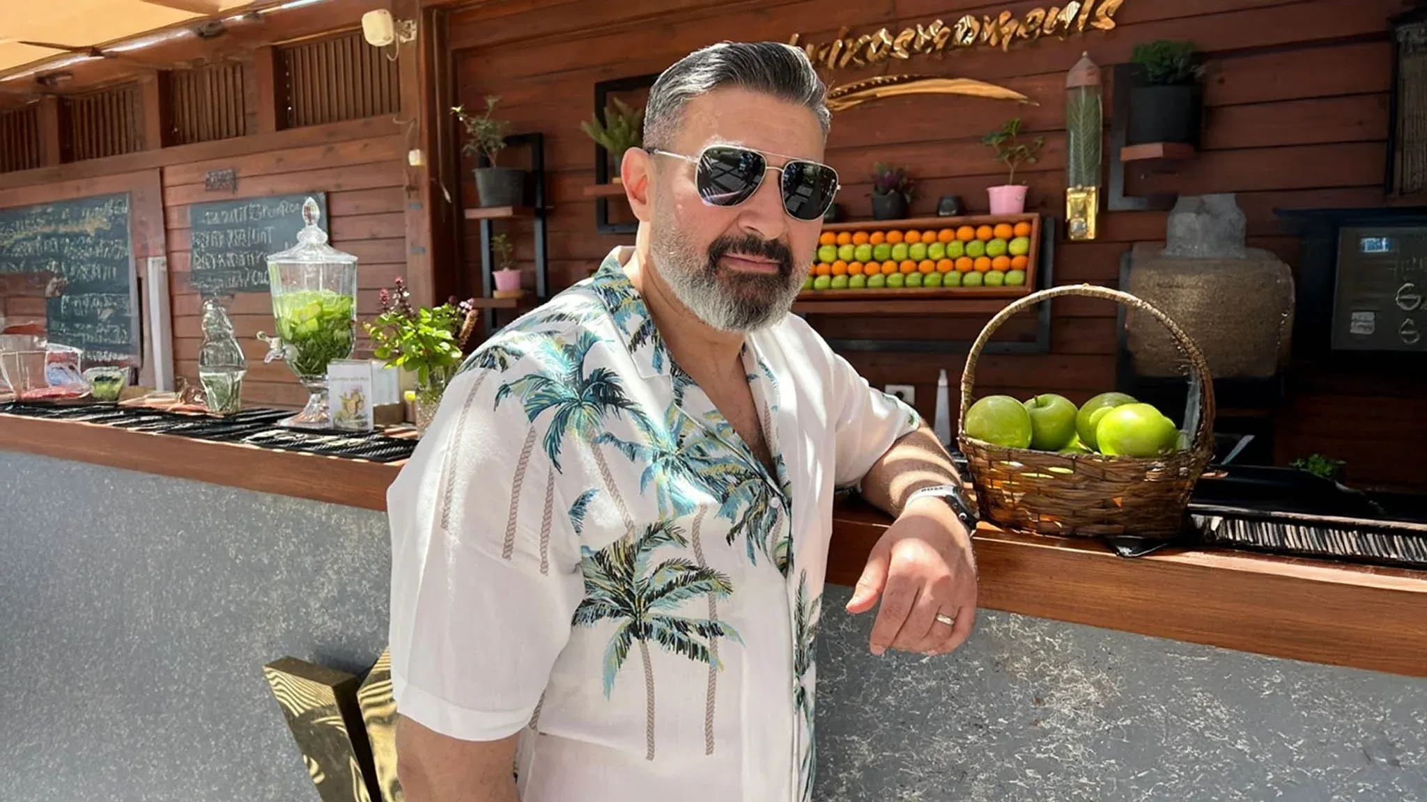 أبطال مسلسل كلهم بيحبوا مودي.. من يشارك ياسر جلال في البطولة؟