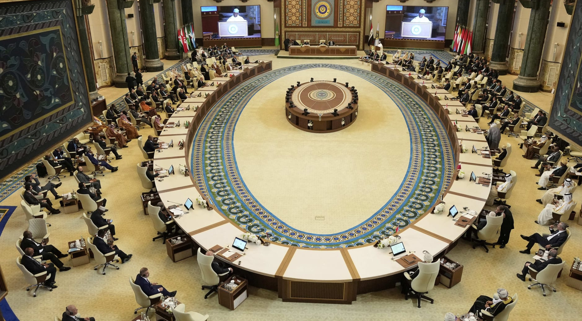  «إعلان بغداد» يحدد أولويات القمة العربية الـ34 