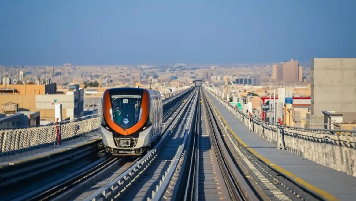 مواعيد مترو الرياض في عيد الفطر 2026.. ساعات العمل وخدمات النقل الترددي