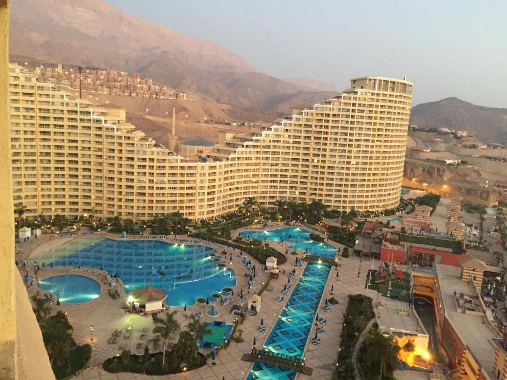  بورتو السخنة من جنة الأحلام إلى استثمار فاشل 