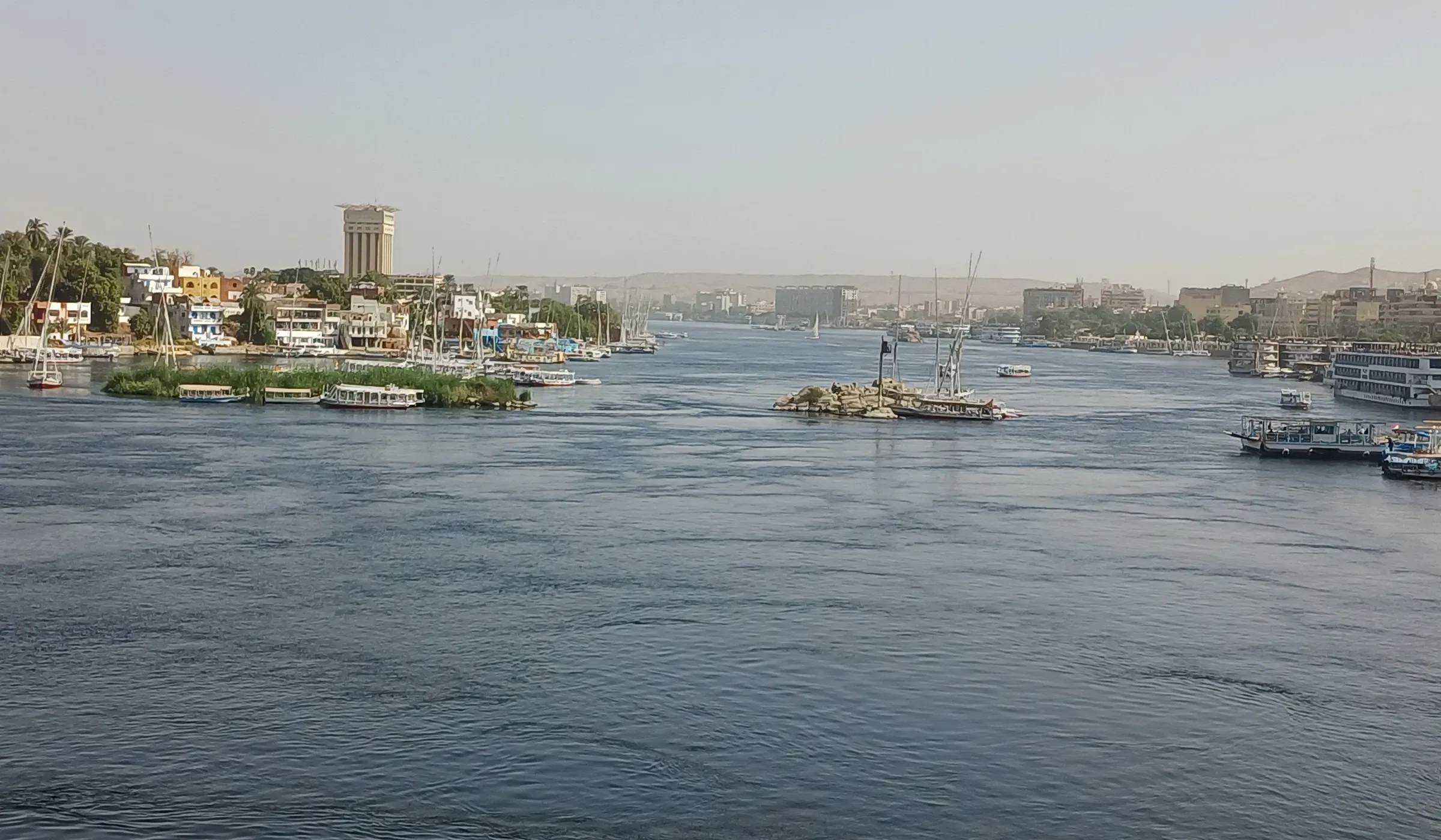 ألقت نفسها في النيل.. سيدة تنهي حياتها بالجيزة