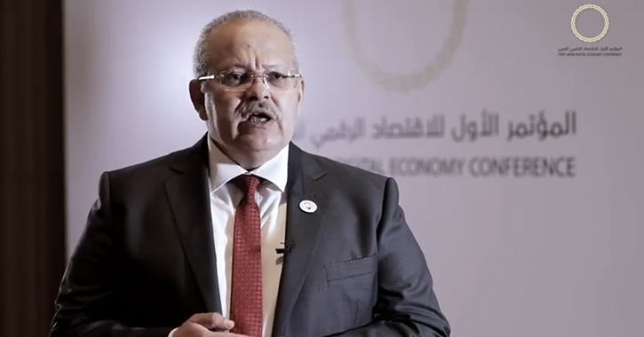  اتهام للخشت بـ «تجويع أستاذة» بجامعة القاهرة: أوقف راتبها دون تحقيق 