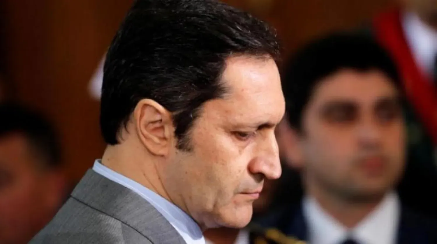 علاء مبارك يمازح متابعا بعد تعليق عن المتحف وشريهان: «ابن المحظوظة»