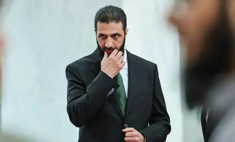 إصابة أحمد الشرع.. الصورة المتداولة حقيقة أم مفبركة؟