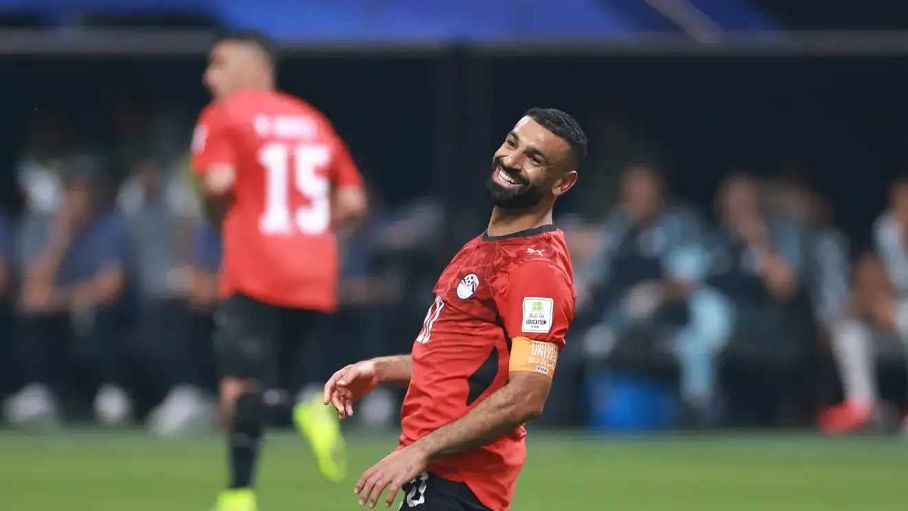 عقد محمد صلاح الجديد.. هل انتقل رسميا إلى النادي التركي؟