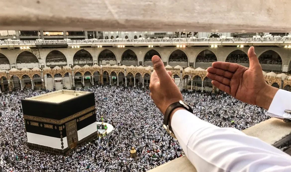 طرق التقديم في حج قرعة المعلمين 2026.. الأوراق والشروط