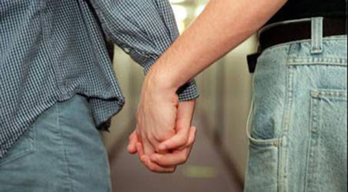 بعد خوضه تجربة الحمل والولادة.. وفاة شاذ جنسيًا جراء مضاعفات صحية 