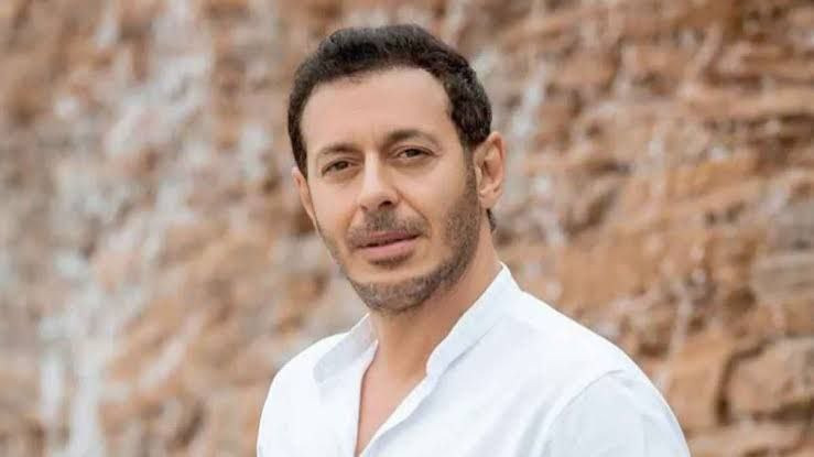  شخصية مصطفى شعبان في «مملكة».. خطط نصب عالمية تبدأ من سويسرا 