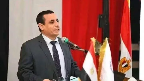 من هو أشرف محمد أبو الوفا طايع؟.. مسيرة أكاديمية في مجال الأدوية والسموم