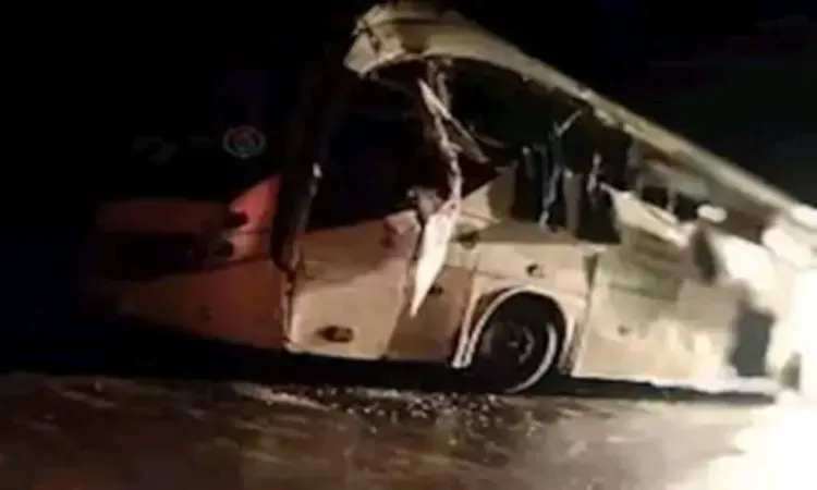 حادث صحراوي الأقصر اليوم.. أكثر من 40 ضحية بين وفيات وإصابات