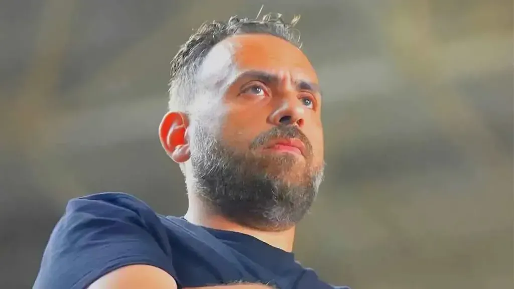 من هو جون إدوارد المدير الرياضي للزمالك