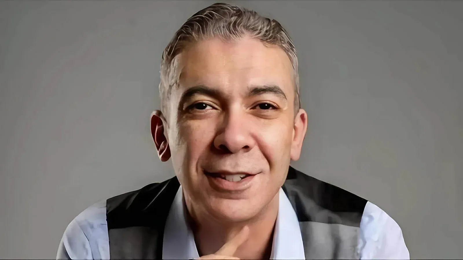 ما هو نظام الطيبات الذي كان يروج له الدكتور ضياء العوضي؟