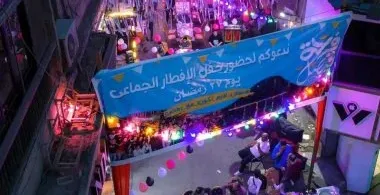 إفطار فيصل يجمع أهالي الجيزة في 22 شارعا لتجهيز 100 ألف وجبة رمضانية