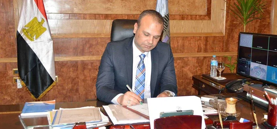من هو اللواء حاتم زين العابدين؟.. تعيينه رئيس حي رغم هروبه من حكم