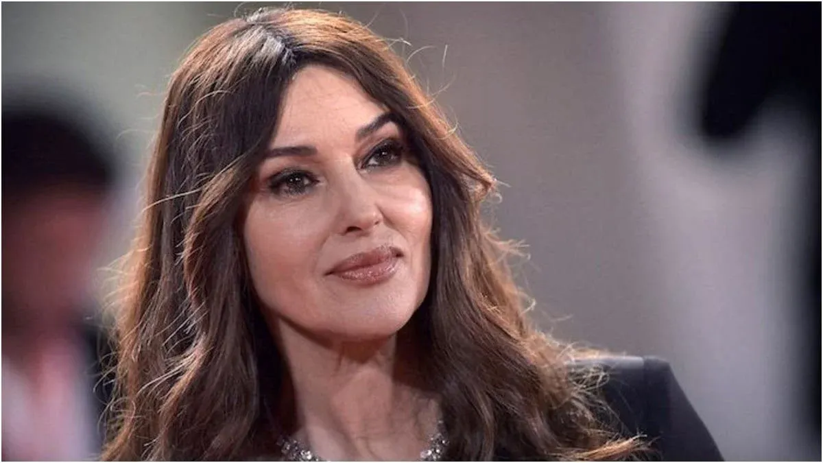 بعد دخولها عالم الأكشن العربي.. من هي مونيكا بيلوتشي؟