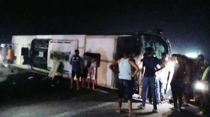 حادث انقلاب أتوبيس مطروح.. 60 ضحية بالأسماء بين وفيات وإصابات