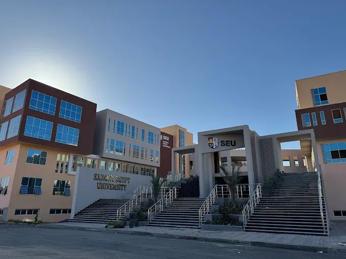  عنوان جامعة ساكسوني مصر ورقم التليفون 
