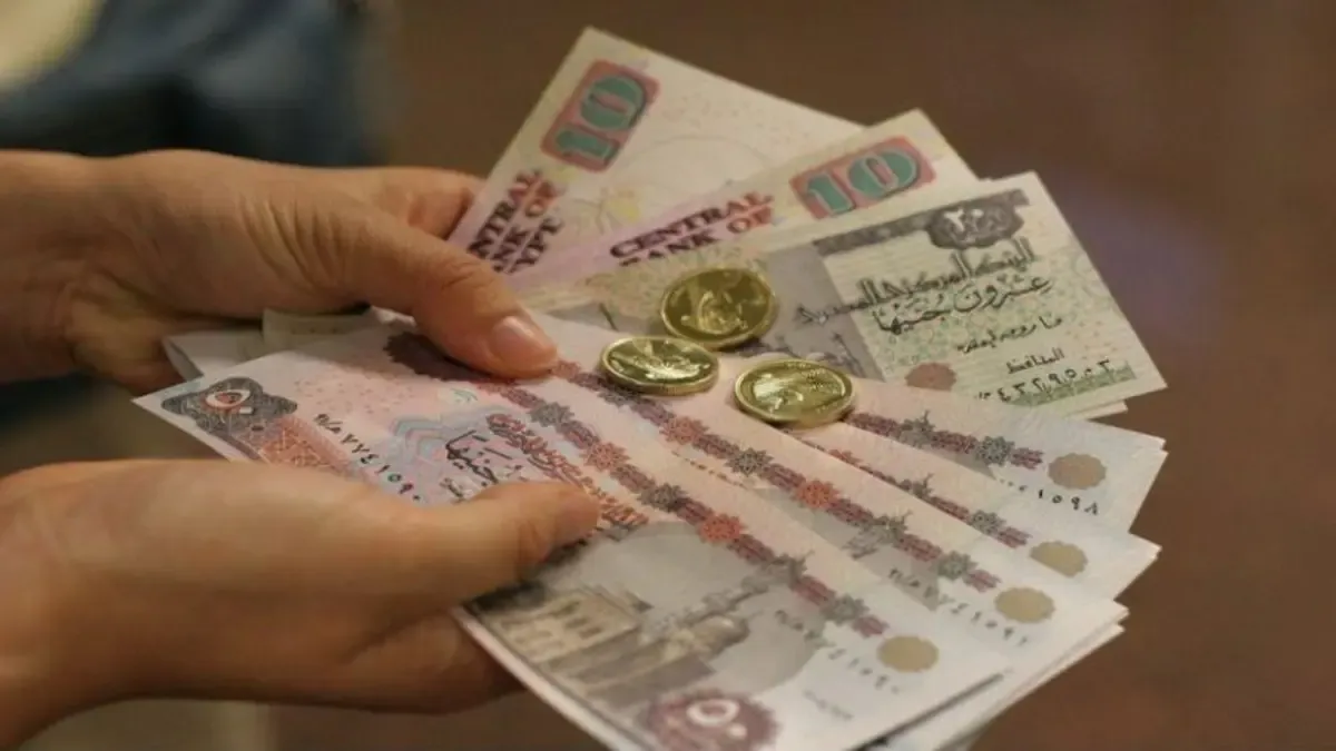 الحكومة تصدر عملة فئة 25 جنيها و50 جنيها.. لماذا؟ 