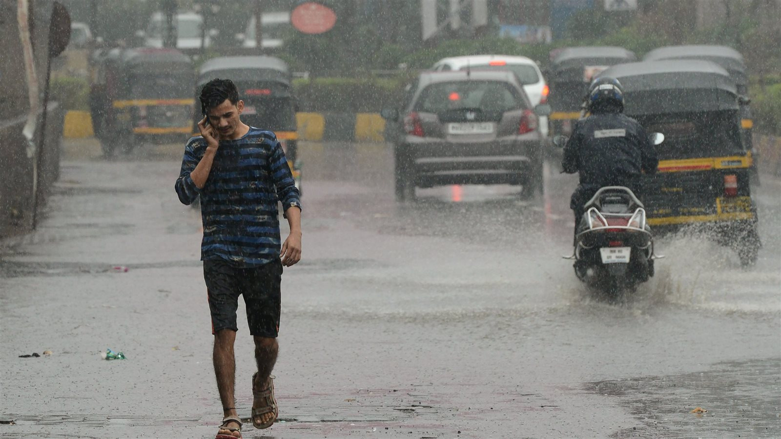 شبورة كثيفة ورياح مثيرة للأتربة.. أخبار الطقس اليوم الإثنين 6 أبريل