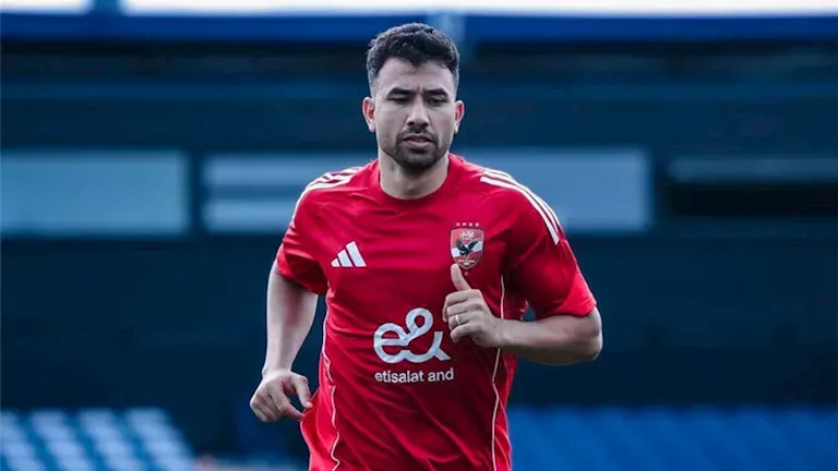 مقابل 1.5 مليون دولار.. الأهلي يوافق على انتقال تريزيجيه إلى الرياض السعودي