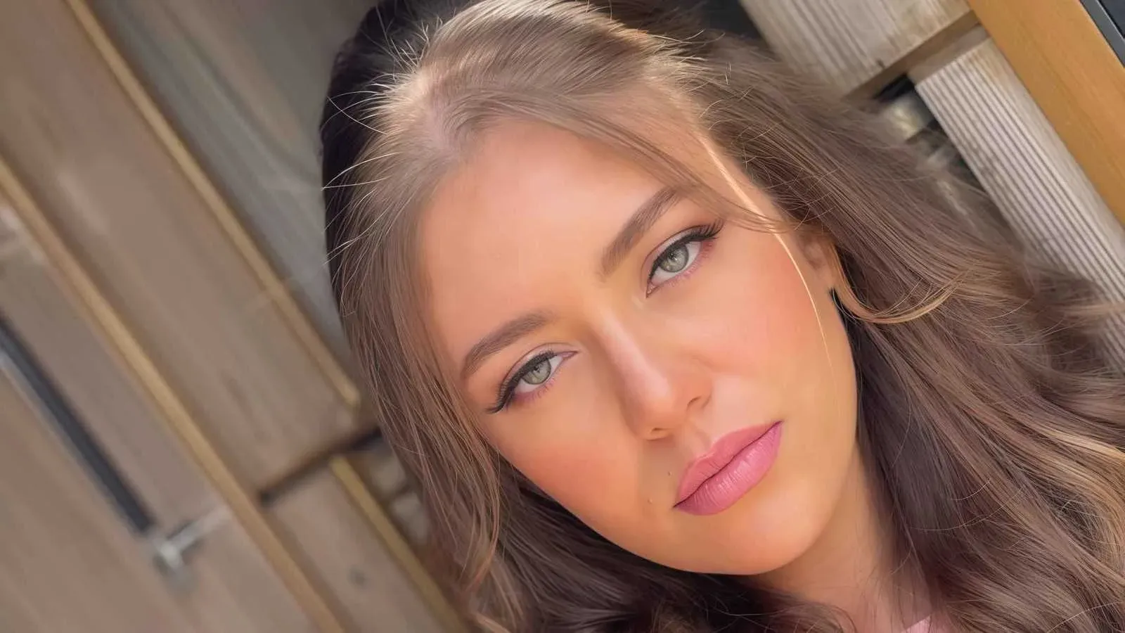 رحمة حسن تصاب بالصلع بسبب خطأ طبي.. تفاصيل القصة كاملة بالصور