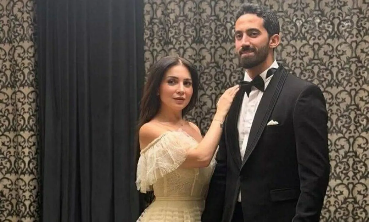 اتعرفوا في حفلة عمر خيرت.. فرق السن بين مي عز الدين وزوجها
