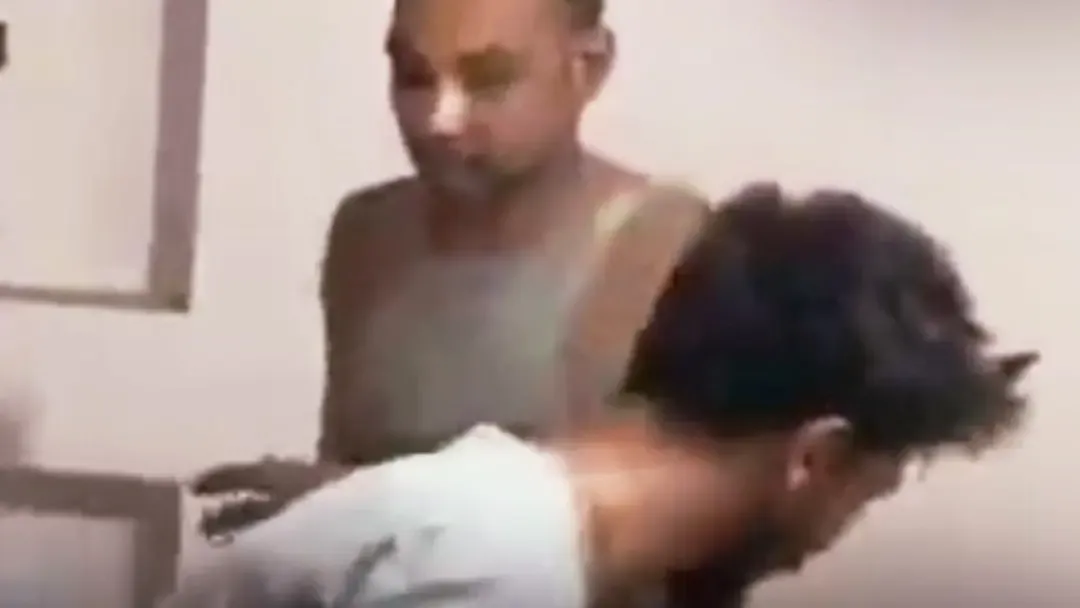 القبض على علاء الساحر وطليقته بعد فيديو التعذيب.. وزارة الداخلية تكشف التفاصيل