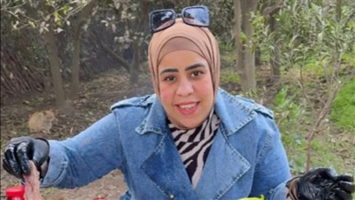 حكم جديد بحق البلوجر أم مكة لنشرها فيديوهات خادشة.. المحكمة الاقتصادية تقرر