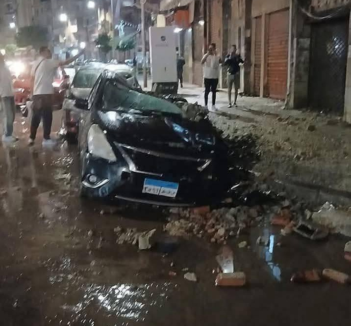  حوادث مؤلمة تضرب الإسكندرية وسط طقس مضطرب..خسائر الطقس السيء 
