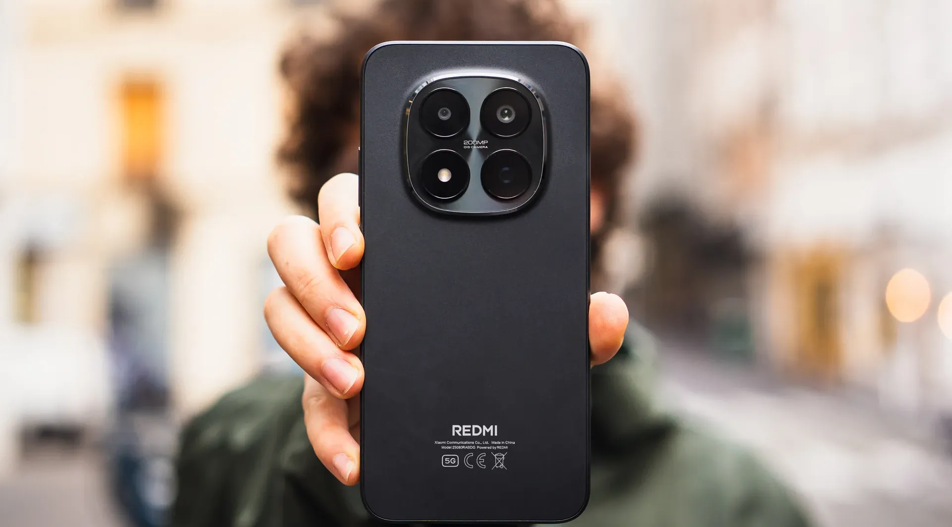 سعر ومواصفات شاومي Redmi Note 15 Pro ملك الفئة المتوسطة الجديد