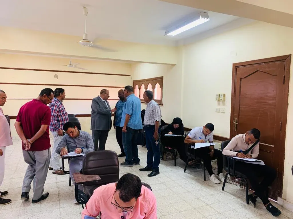 مواد اختبارات الدبلومات الفنية بكليات الحاسبات والمعلومات والذكاء الاصطناعي 2025 2026