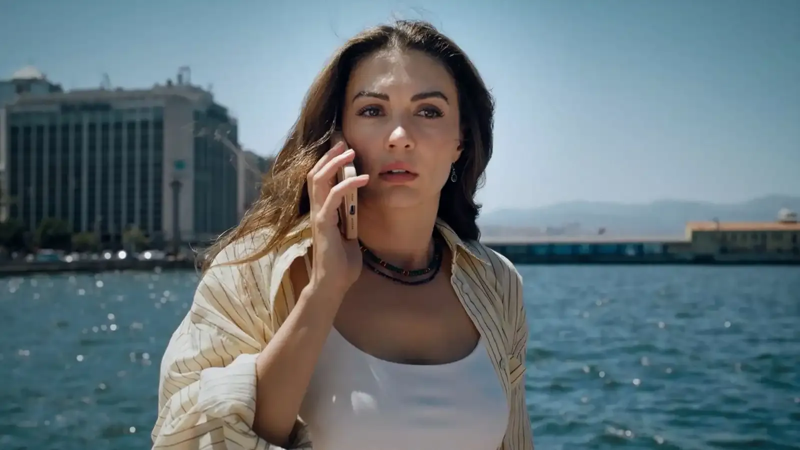 أبطال مسلسل نصف الأم.. باقة من النجوم أبرزهم بورجو أوزبيرك