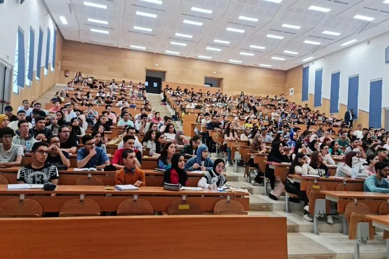 هل الجامعات إجازة اليوم 12 أبريل 2026 ضمن العطلات الرسمية؟