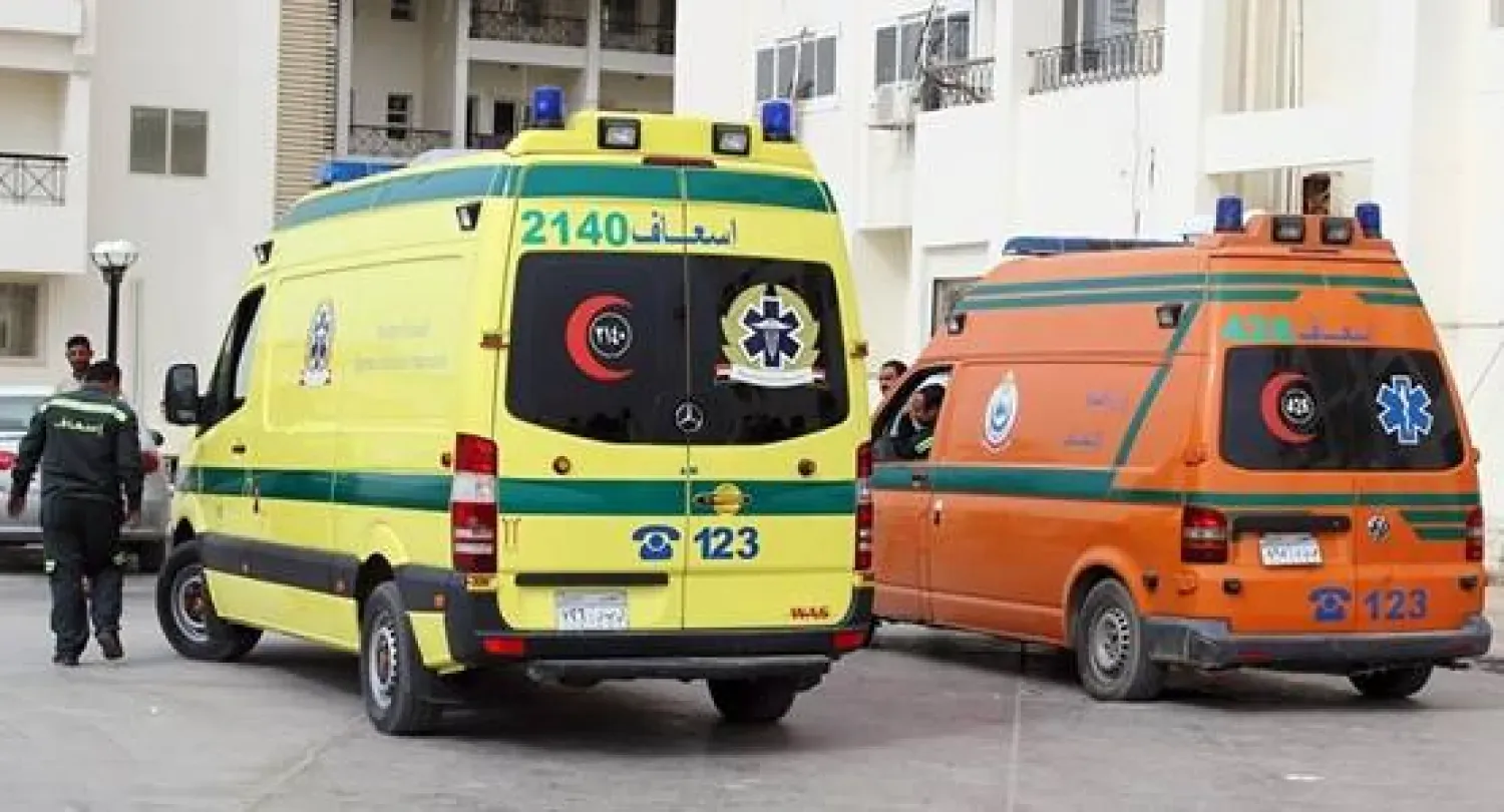تسبب بمصرع شخصان وإصابة 42 آخرون.. صور حادث تصادم أتوبيس مع سيارة نقل ببني سويف