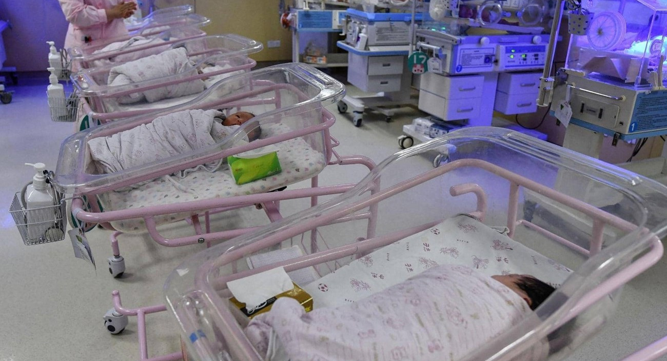  حدث نادر.. امرأة تلد 3 توائم في المنيا (صورة) 