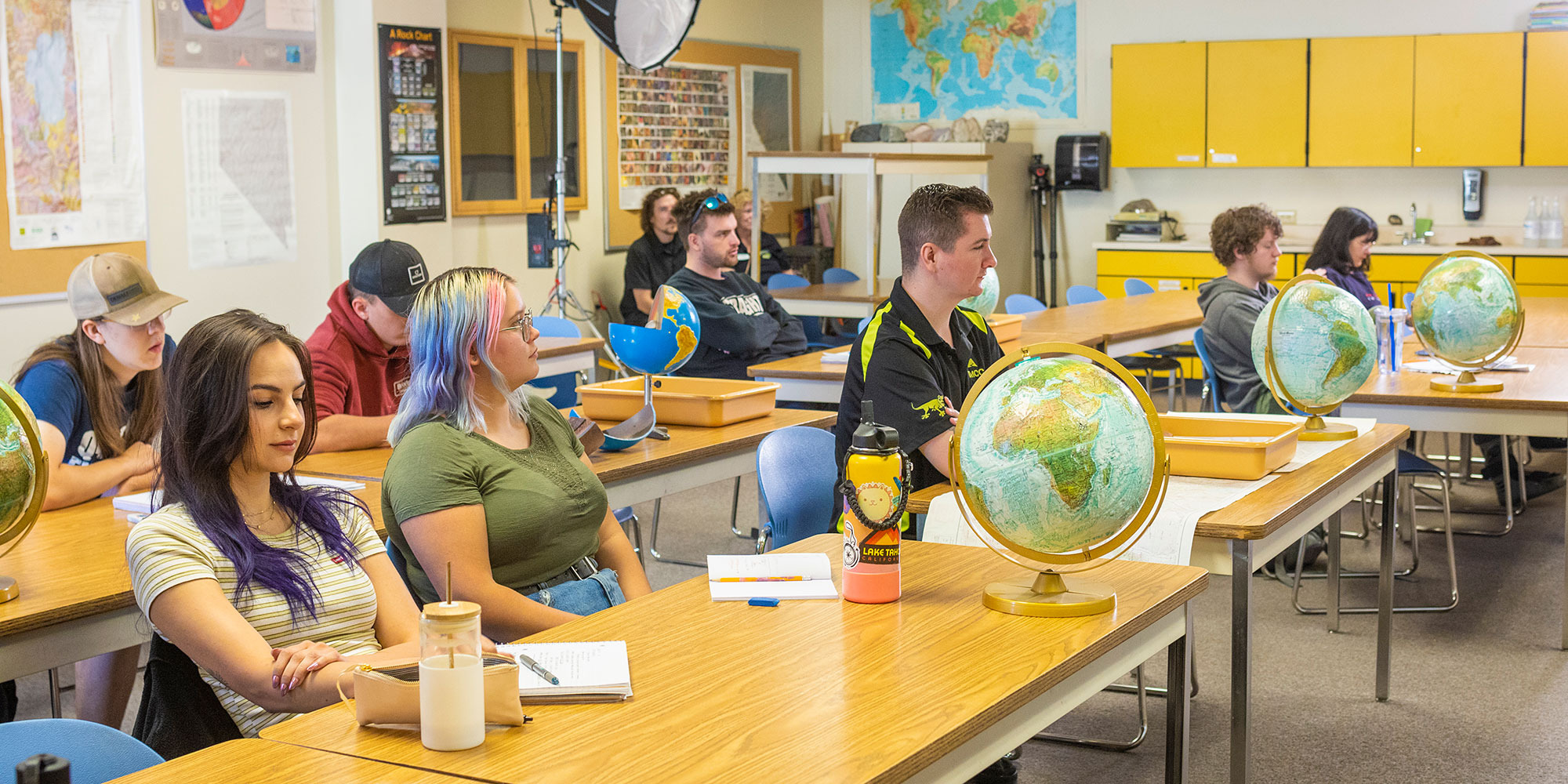 مذكرة أحمد الجوهري جيولوجيا للصف الثالث الثانوي مراجعة نهائية 2026