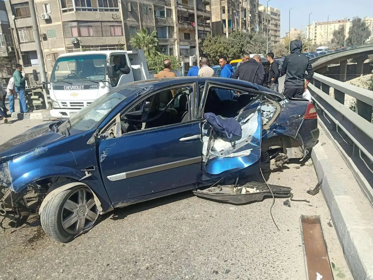 مصرع أب ونجله وإصابة آخرين.. تفاصيل حادث التصادم بطريق زفتى المحلة