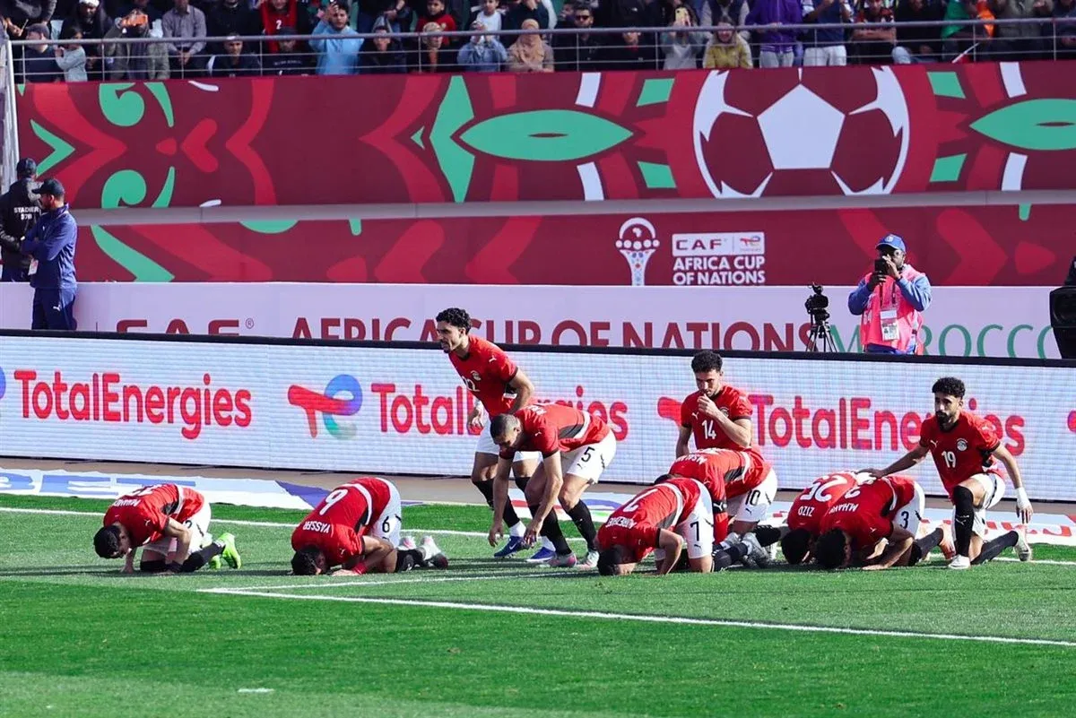 القنوات الناقلة لمباراة مصر و أنجولا في تصفيات أمم أفريقيا 2027