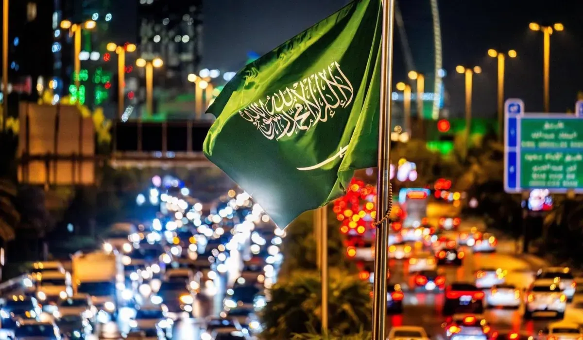 متى تبدأ عروض اليوم الوطني 2026؟.. الموعد وأبرز نسب الخصم