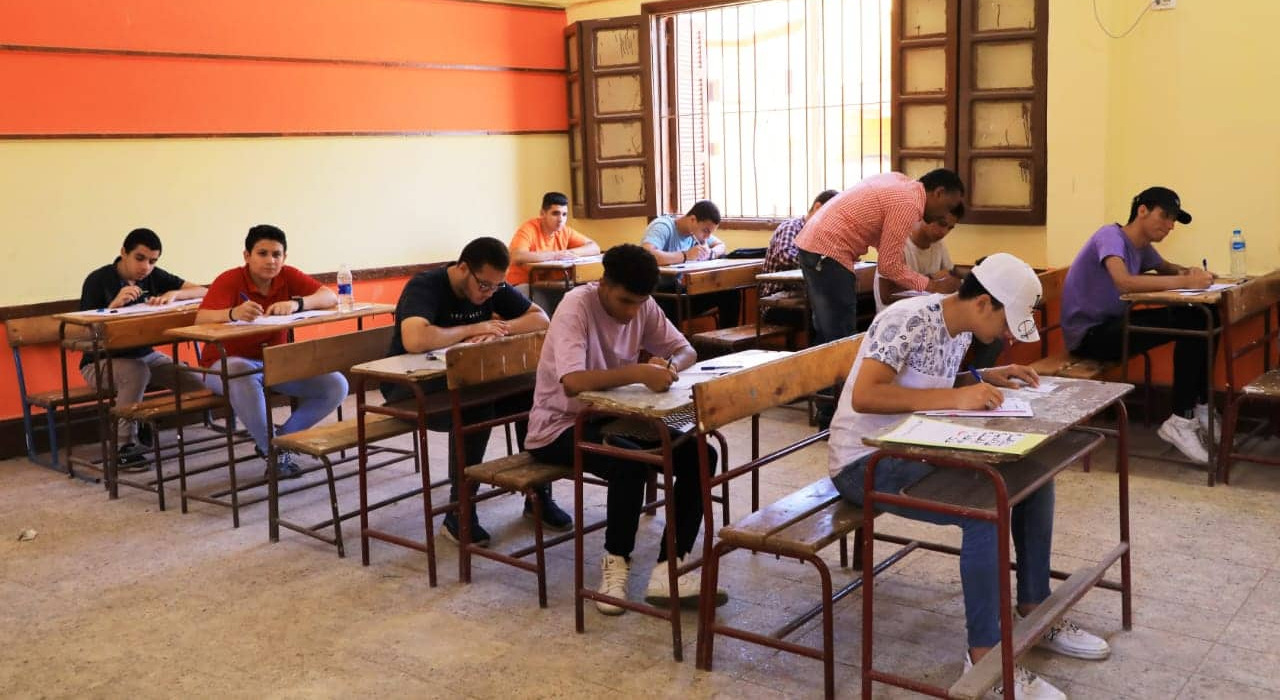  إزاي تحل وتقفل امتحان الفيزياء للثانوية العامة؟ 