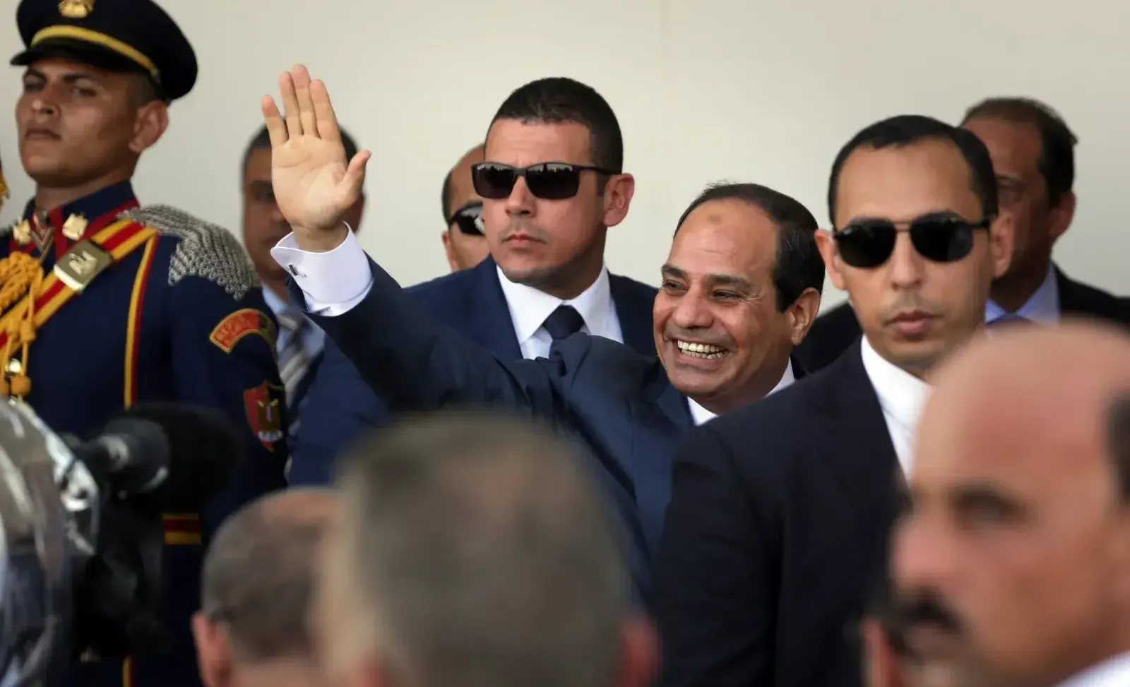 السيسي لترامب: حل الدولتين فرصة السلام الوحيدة