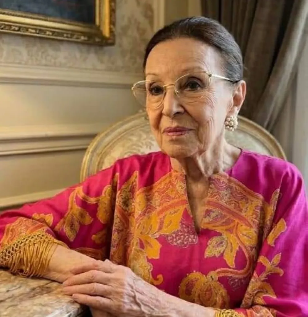 شكل نجاة الصغيرة في آخر ظهور لها.. بإطلالة ملكية في العاصمة الإدارية