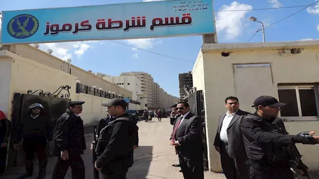 مذبحة كرموز بالإسكندرية.. اعترافات صادمة لقاتل والدته وأشقائه الخمسة وتمثيل الجريمة