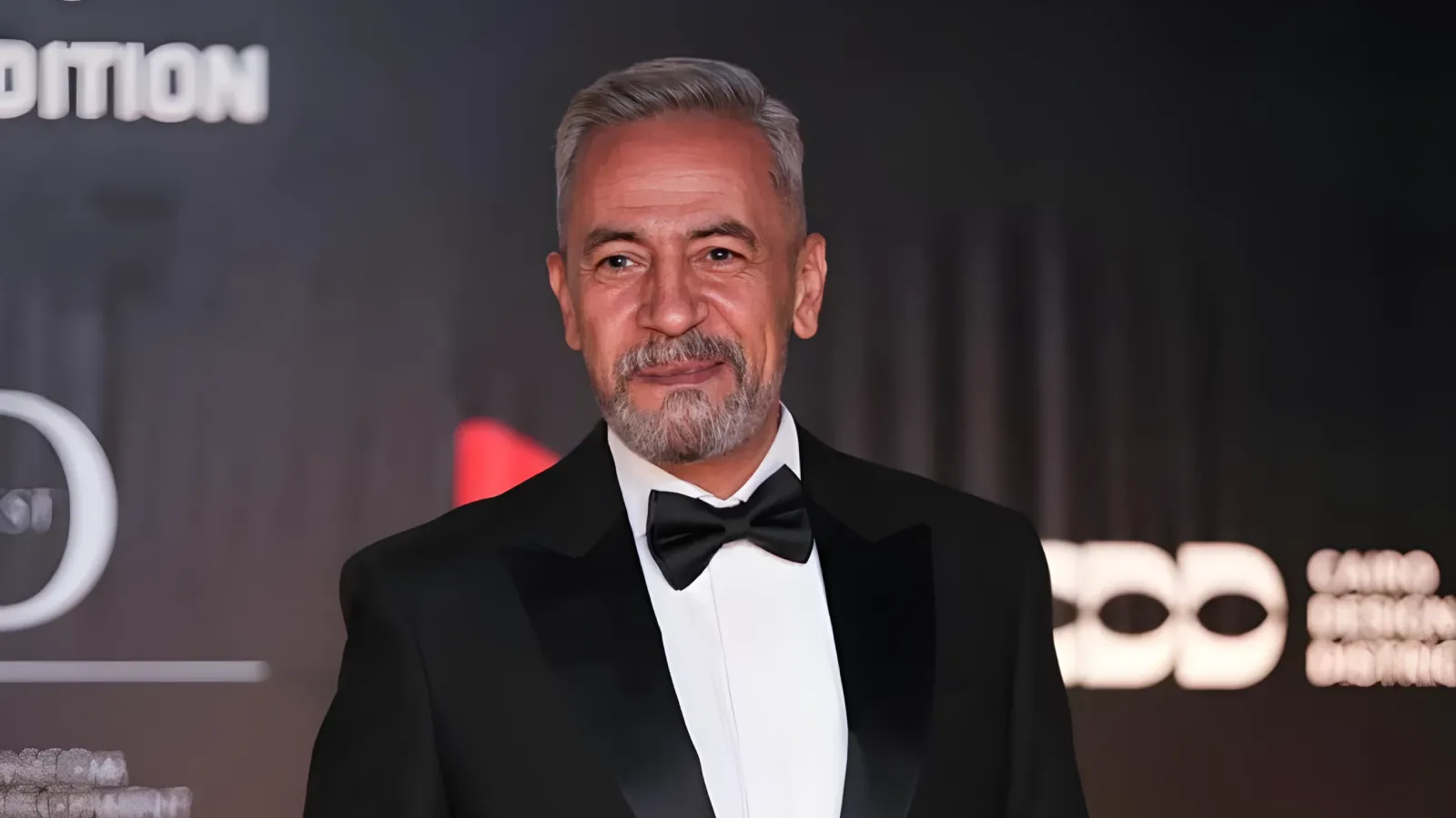 أبطال مسلسل عمرة رمضان.. مجموعة من النجوم أبرزهم صبري فواز