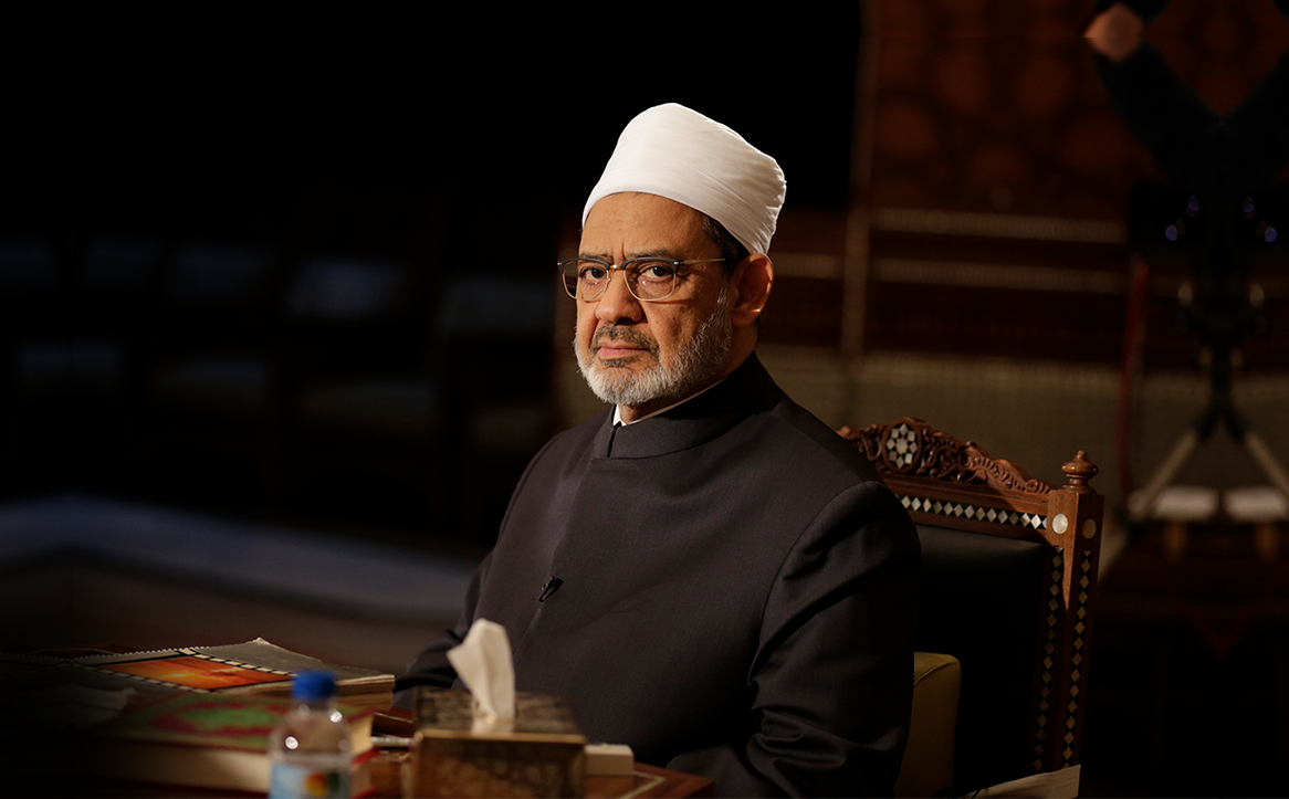 شيخ الأزهر يشكر الداخلية بعد إعادة رضيعة الحسين ويأمر بمحاسبة المقصرين