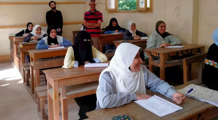 أسعار الكتب الخارجية للصف الثاني الثانوي الأزهري الترم الأول 2026 2027