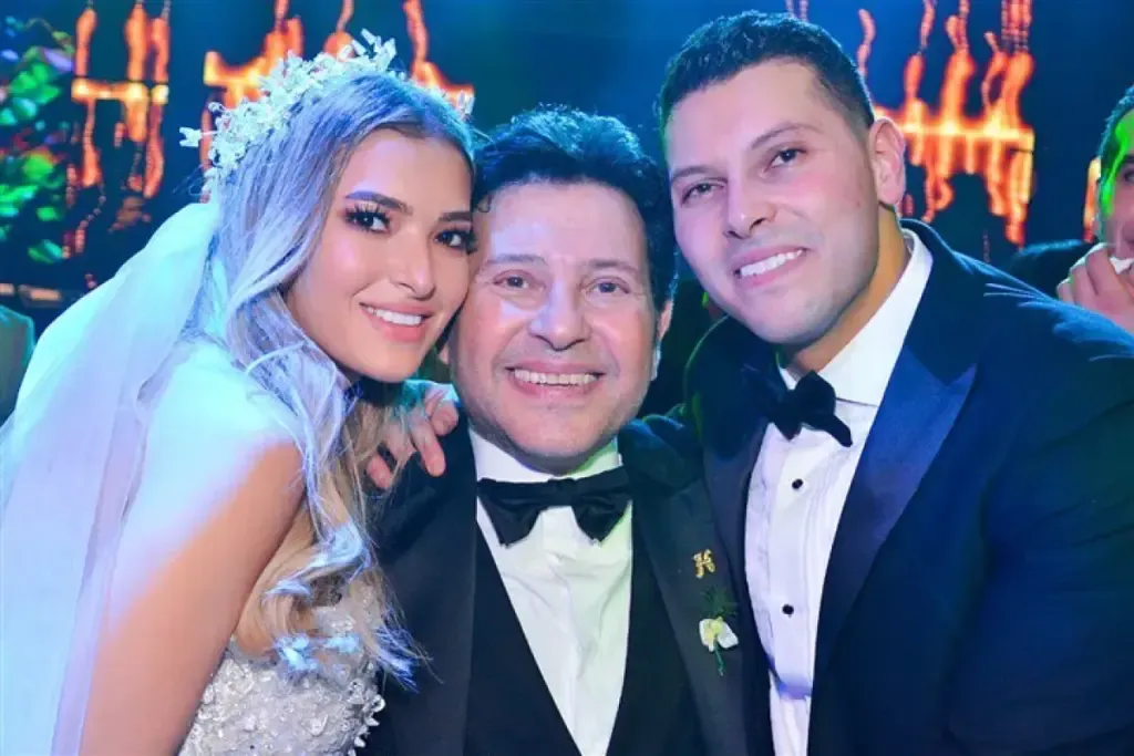 شريف هاني شاكر.. ما نعرفه عن ابن أمير الغناء العربي